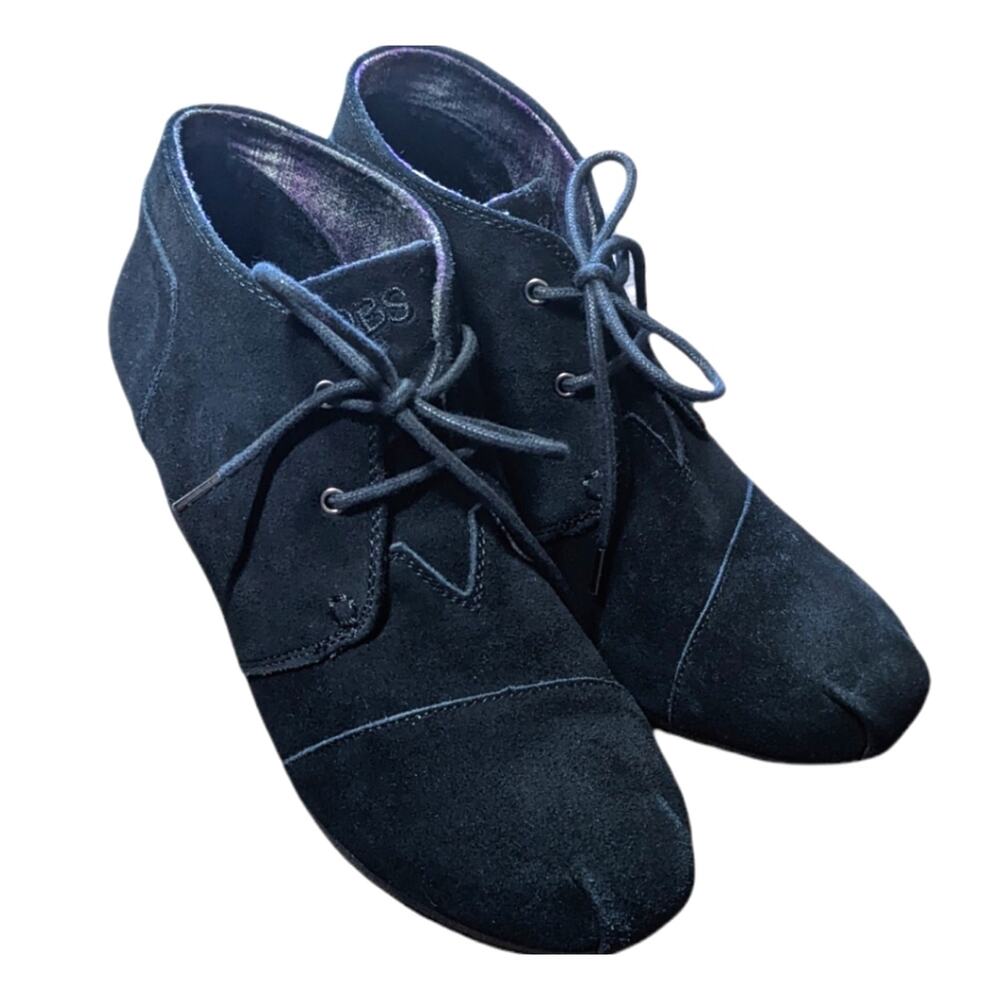 Bobs from Skechers black leather wedges size 9